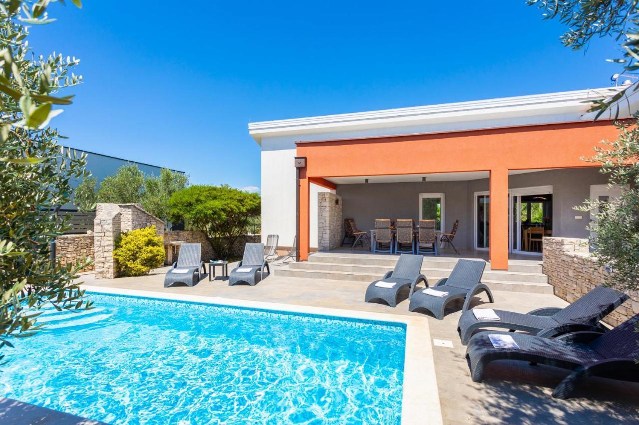 Villa קרניצה מראה חיצוני תמונה
